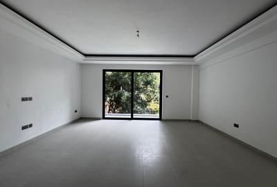 2 Bed Apartment with En Suite in Brookside - 2