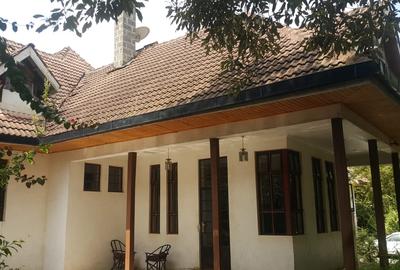 6 Bed Villa with En Suite in Ngong