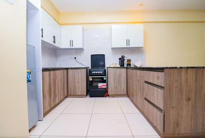 Serviced 2 Bed Apartment with En Suite at Argwings Kodhek