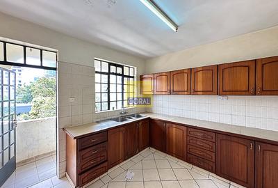4 Bed Apartment in Westlands Area - 2