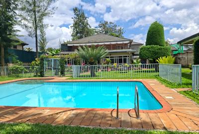 4 Bed House with En Suite at Runda - 2