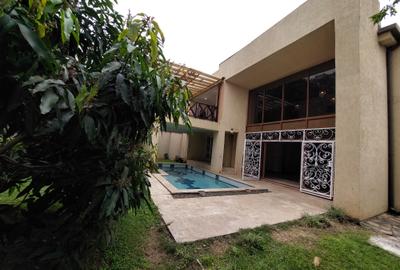 5 Bed Townhouse with En Suite at Lavington