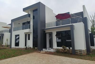 4 Bed Townhouse with En Suite at Mugutha