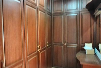4 Bed Townhouse with En Suite in Lavington