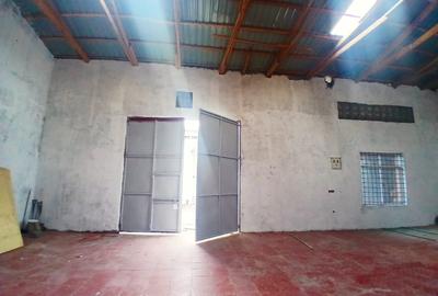 2,500 ft² Warehouse with Backup Generator in Industrial Area - 2