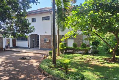 4 Bed House with Staff Quarters in Kitisuru