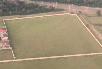 Land in Karen