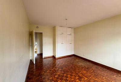 4 Bed Townhouse with En Suite in Brookside