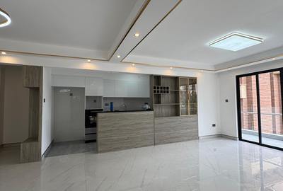 2 Bed Apartment with En Suite at Kirichwa