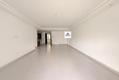3 Bed Apartment with En Suite in Westlands Area - 2