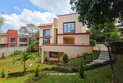 4 Bed House with Garden in Kiambu Road