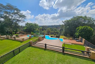 5 Bed Townhouse with En Suite in Lavington - 2