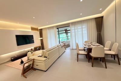 Serviced 2 Bed Apartment with En Suite at Windsor - 3