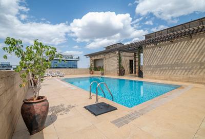 Serviced 2 Bed Apartment with En Suite at Riverside - 2
