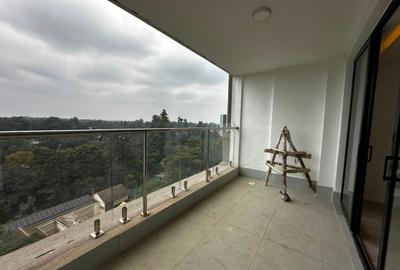 4 Bed Apartment with En Suite at 6Th Parklands Avenue