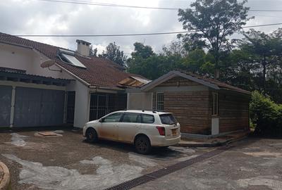4 Bed Townhouse with En Suite at Laikipia Road - 3