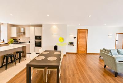 Furnished 2 Bed Apartment with En Suite in Rosslyn - 4
