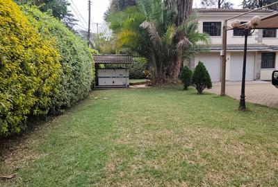 Serviced 2 Bed Apartment with Backup Generator in Runda - 2