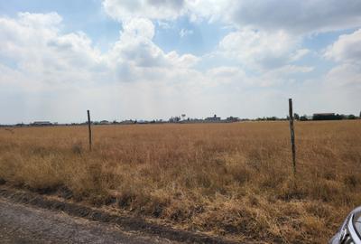 Land in Ruai - 2