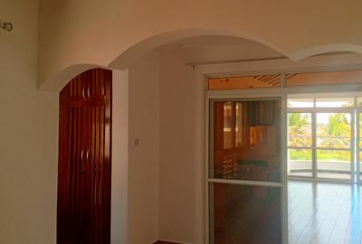 Serviced 1 Bed Apartment with En Suite at Nyali - 2