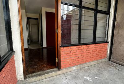 4 Bed House with Garden in Buruburu