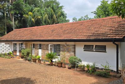 4 Bed House with En Suite at Kyuna
