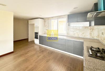 4 Bed Apartment in Kilimani - 3