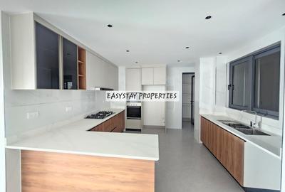 3 Bed Apartment with En Suite in Spring Valley - 3