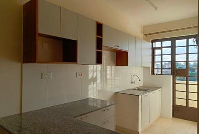 2 Bed Apartment with En Suite in Naivasha Road - 2