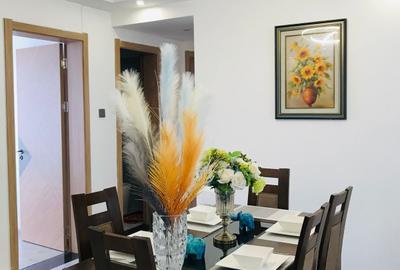 3 Bed Apartment with En Suite in Riverside - 4