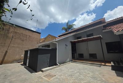 4 Bed Townhouse with Garden at Lantana Road
