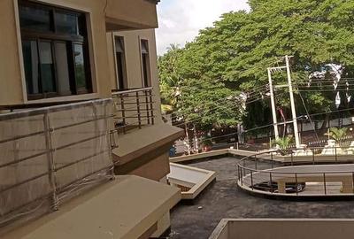 Serviced 3 Bed Apartment with En Suite at Mombasa