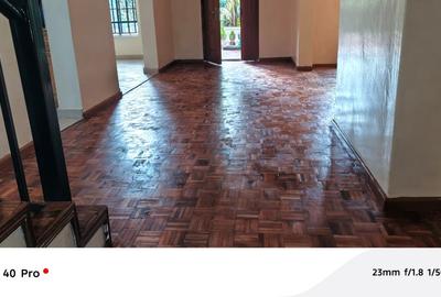 4 Bed House with En Suite in Karen - 3