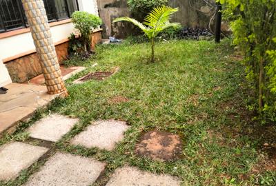 4 Bed Townhouse with En Suite in Westlands Area
