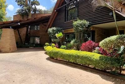 5 Bed Villa with En Suite at Lowerkabete - 2