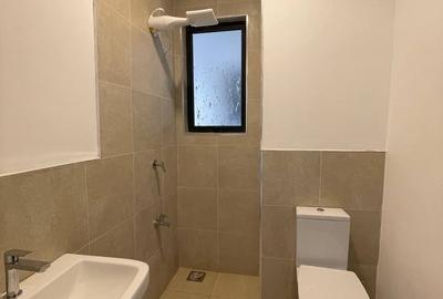 2 Bed Apartment with En Suite in Runda - 4