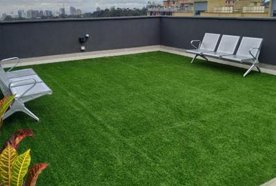 Serviced 3 Bed Apartment with En Suite in Riverside