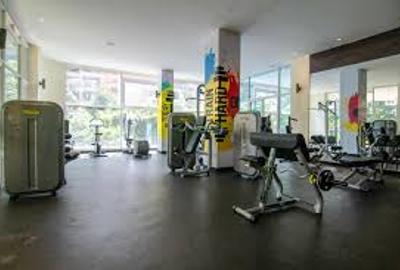 3 Bed Apartment with En Suite in Riverside - 3