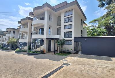 5 Bed Townhouse with En Suite in Lavington