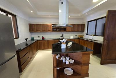 3 Bed Apartment with En Suite in Nyali Area