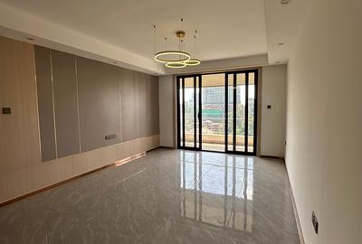 3 Bed Apartment with En Suite in Riverside - 2