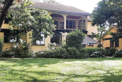 5 Bed House with Staff Quarters in Nyari