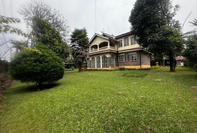 5 Bed House with En Suite at New Kitisuru - 4