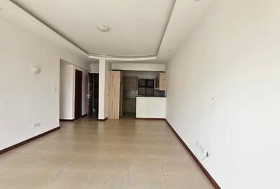 2 Bed Apartment with En Suite at Lantana Road - 3