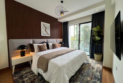2 Bed Apartment with Swimming Pool in Riverside