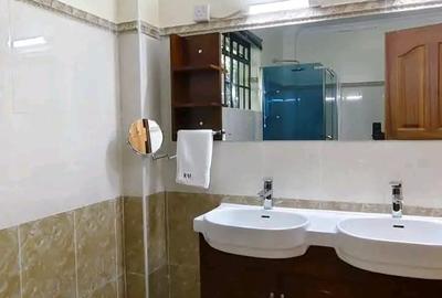 2 Bed House with En Suite in Nyari - 3