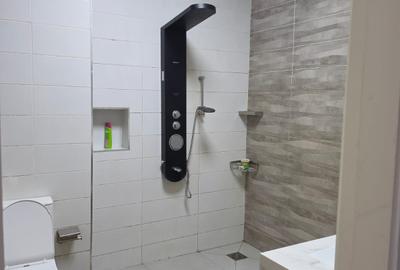 6 Bed Apartment with En Suite at Parklands - 3