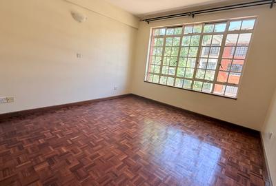 3 Bed Apartment with En Suite in Westlands Area - 4