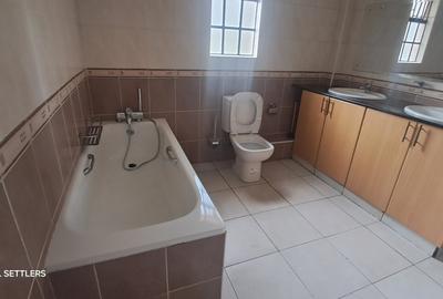 4 Bed Townhouse with En Suite at Mumwe Drive