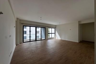 2 Bed Apartment with En Suite in Lavington